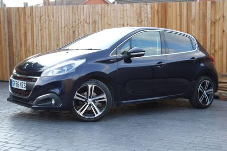 PEUGEOT 208 1.6 BlueHDi GT Line