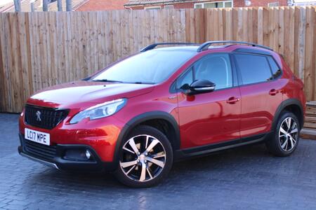 PEUGEOT 2008 1.2 PureTech GT Line